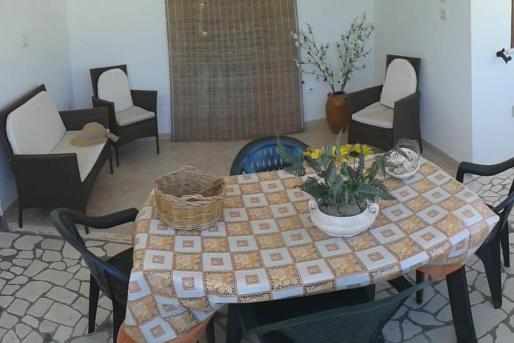 Casa Vacanze La Casa Di Katia Castro  Extérieur photo